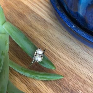 Faux pearl fashion ring